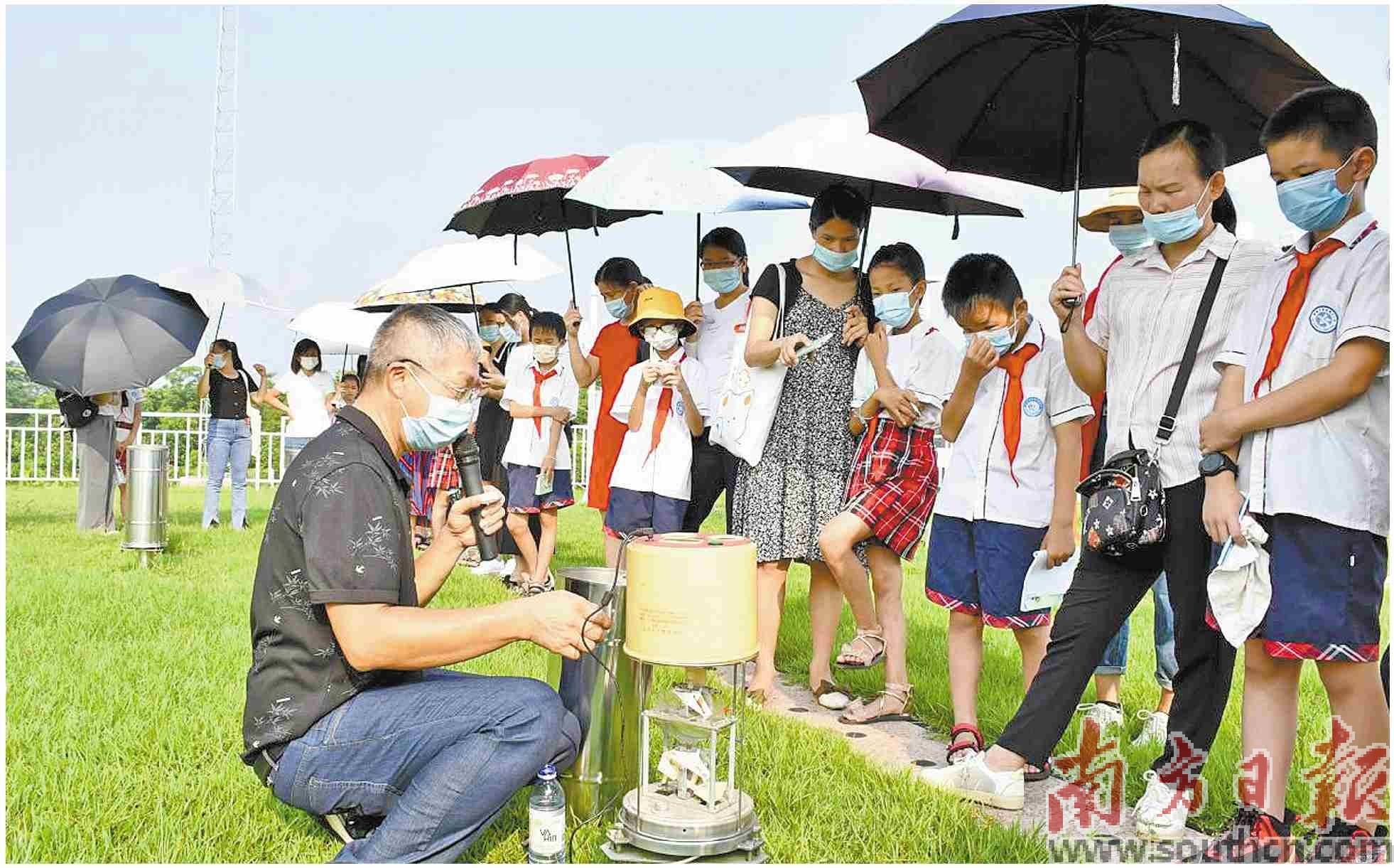 普京强调上合组织不寻求对抗任何一方